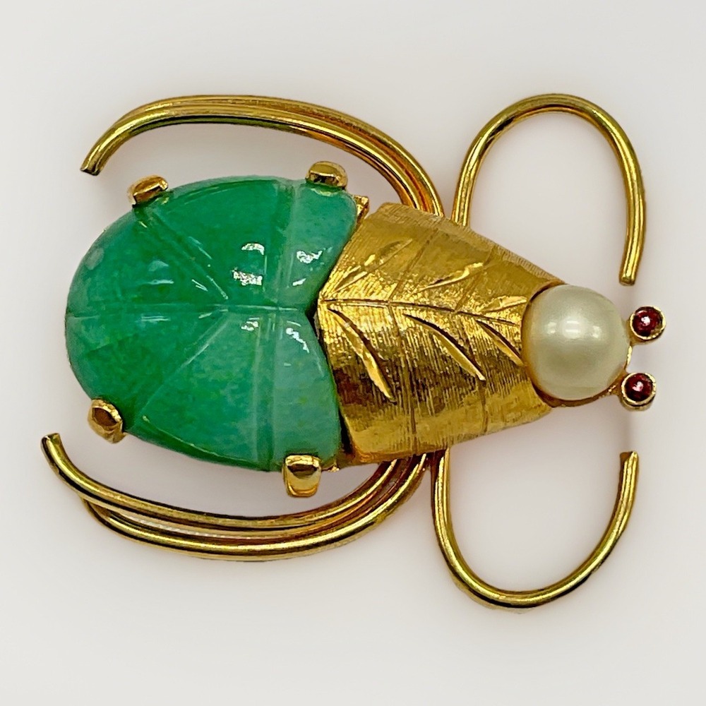 Vintage Kramer Scarab Bug Brooch Gold Tone  Green‎ Glass Figural Pin Signed 1.5"